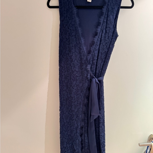 DIANE VON FURSTENBURG Lace Wrap Dress 0 - Picture 2 of 4